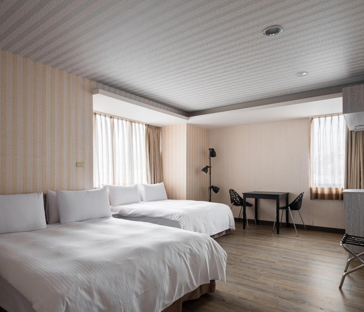 West Hotel Пули Екстериор снимка