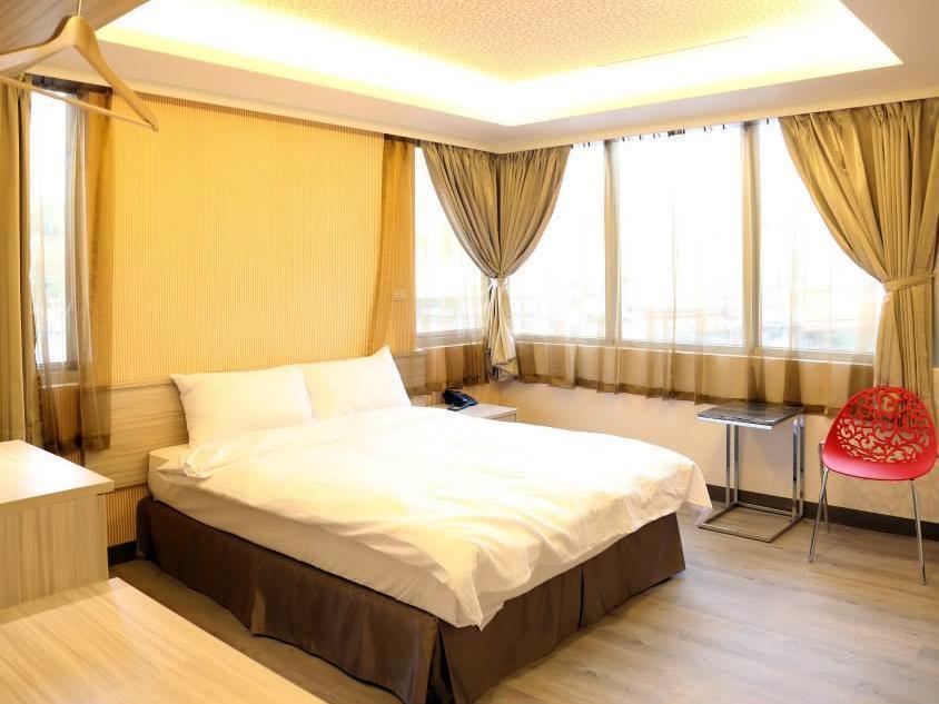 West Hotel Пули Екстериор снимка